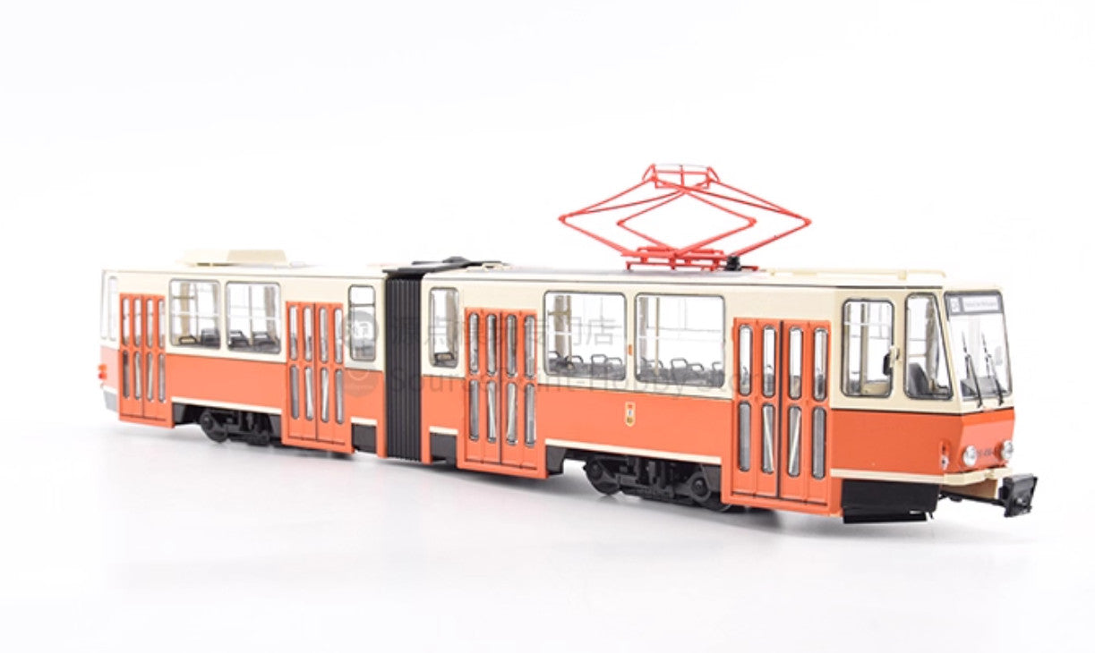 1:43 PremiumClassixxs BVB Berlin 1987 TATRA-KT4 Tram Passenger Car Diecast Model