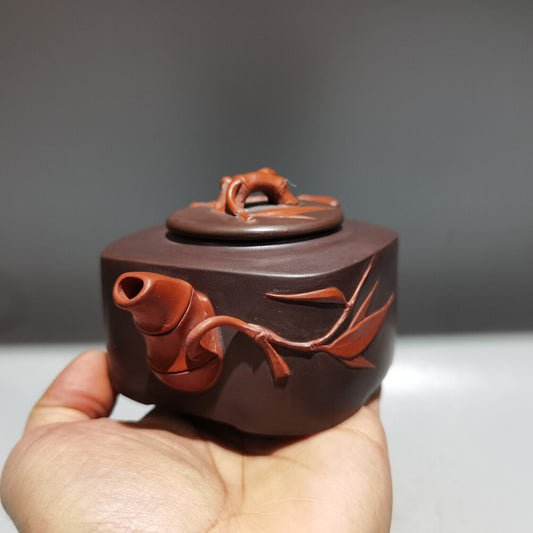 Chinese Yixing Zisha Clay Handmade Exquisite Teapot (梅花竹韵壶 底款:顾景舟)