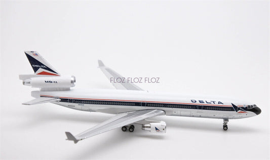 Phoenix for DELTA Airlines MD-11 N806DE 1:400 Aircraft Pre-built Model