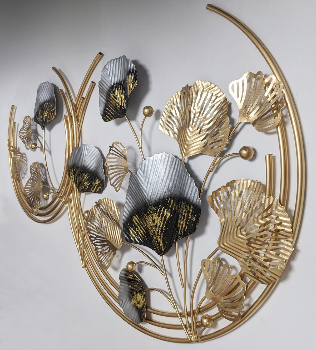3-Foot Ginkgo Leaves in Gold Circles Hanging Iron 3D Wall Decoration (38" x 23")