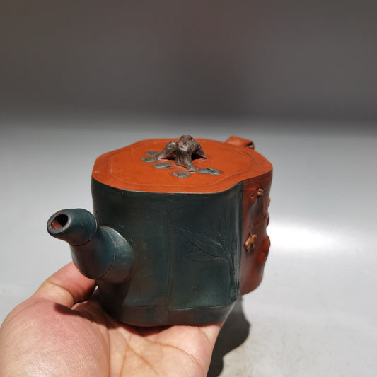 Chinese Yixing Zisha Clay Handmade Exquisite Teapot (三色树桩壶 底款:周桂珍 )