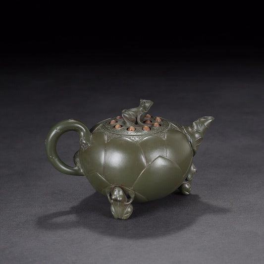 Chinese Yixing Zisha Clay Handmade Exquisite Teapot(青蛙莲子 【底款】蒋蓉)