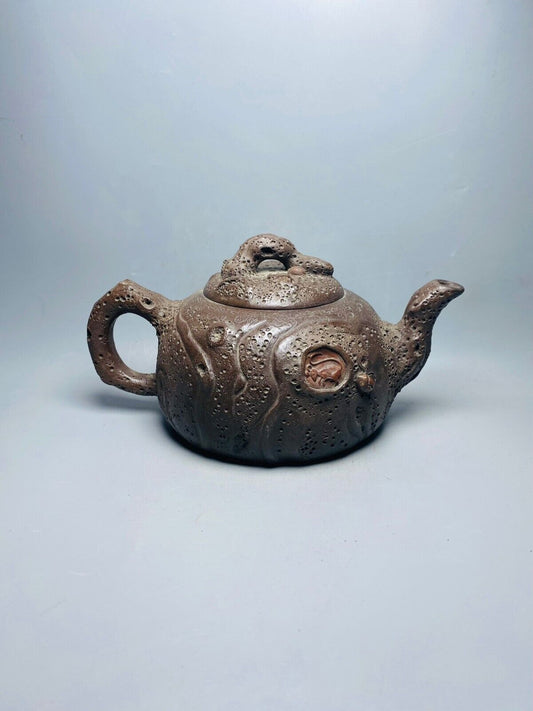 Chinese Yixing Zisha Clay Handmade Exquisite Teapot (供春生肖 底款:供春)
