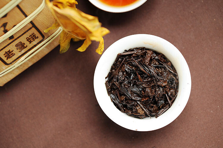 Lao Man E Puerh Tea Brick Ripe Ancient Tree Yellow Brick Puer Pu'er Tea Shu 500g