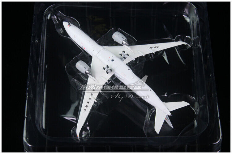 1:400 JC Wings CHINA EASTERN AIRBUS A350-900XWB Passenger Airplane Diecast Model
