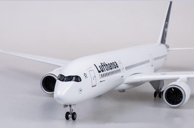 47CM 1:142 Lufthansa AIRBUS A350 Passenger Airplane Landing Gears Resin Model