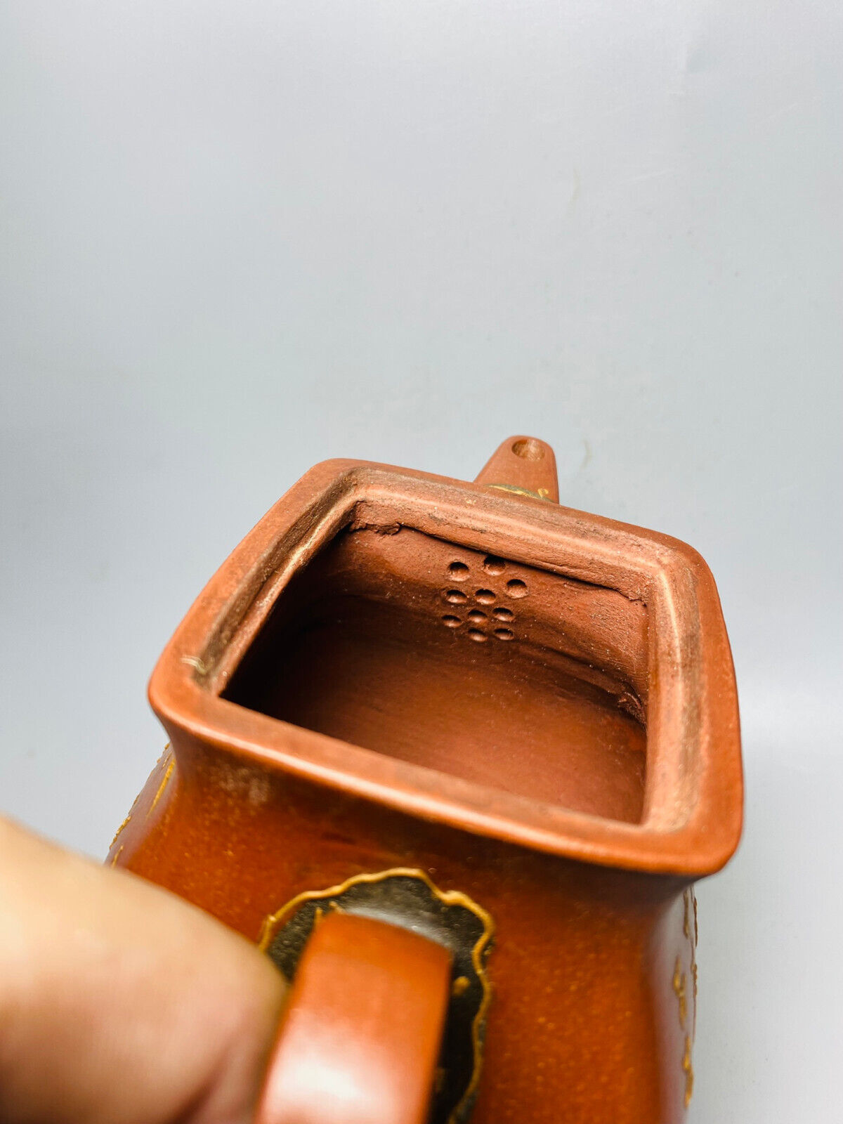 Chinese Yixing Zisha Clay Handmade Exquisite Teapot (高四方 底款:顾景舟)