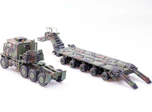 1:72 US Army Oshkosh M1070 Heavy Transport Vehicle Model Collection Box