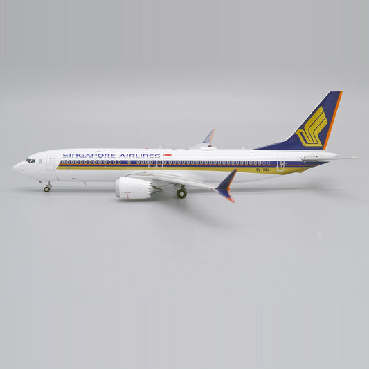 1:200 JC Wings Singapore Airlines B737 MAX 8 Passenger Airplane Diecast Model