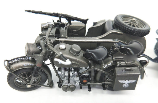 GERMAN SS18-BMW R75 Panzerfaust 30 1/24 Motorcycle model finished ATLAS