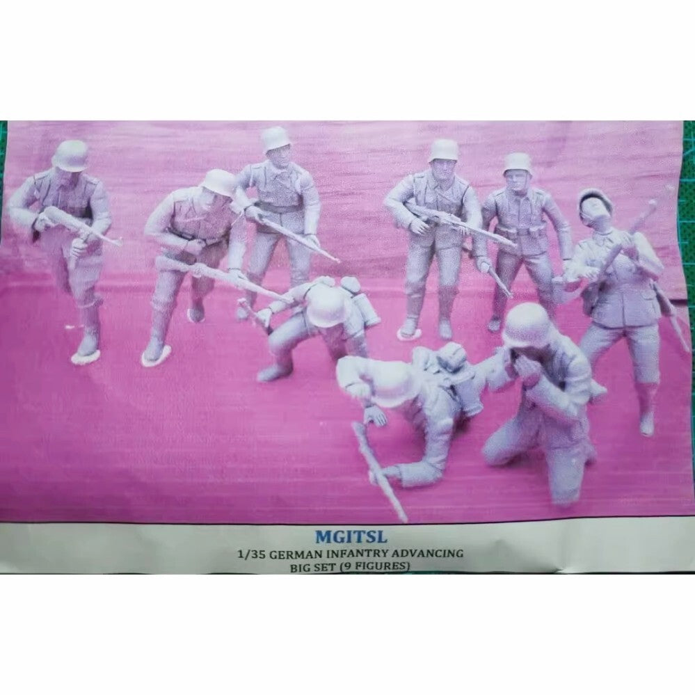 1/35 resin figure model Kit 9 German soldiers Unassembled unpainted