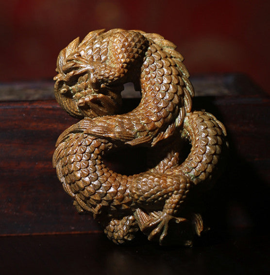 7.8*5.5*3 CM Hand Carved Green Sandalwood Netsuke: Dragon