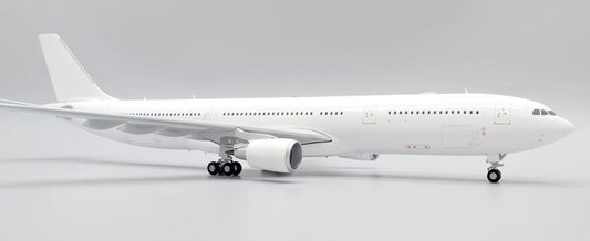1:200 32CM JC Wings AIRBUS A330-300 Blank Airplane GE Engine Diecast Plane Model