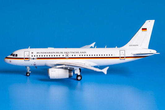 1:200 JC Wings Luftwaffe AIRBUS A319 Passenger Aircraft Diecast Airplane Model