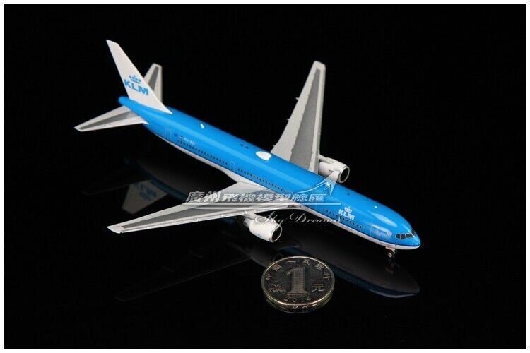 1:400 Phoenix KLM BOEING 767-300ER Passenger Airplane Diecast Aircraft Model