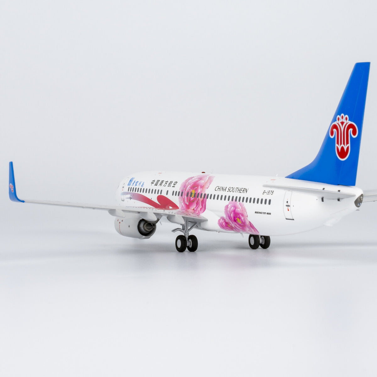 1:200 NGmodels China Southern B737-800 B-1979 Passenger Airplane Diecast Model