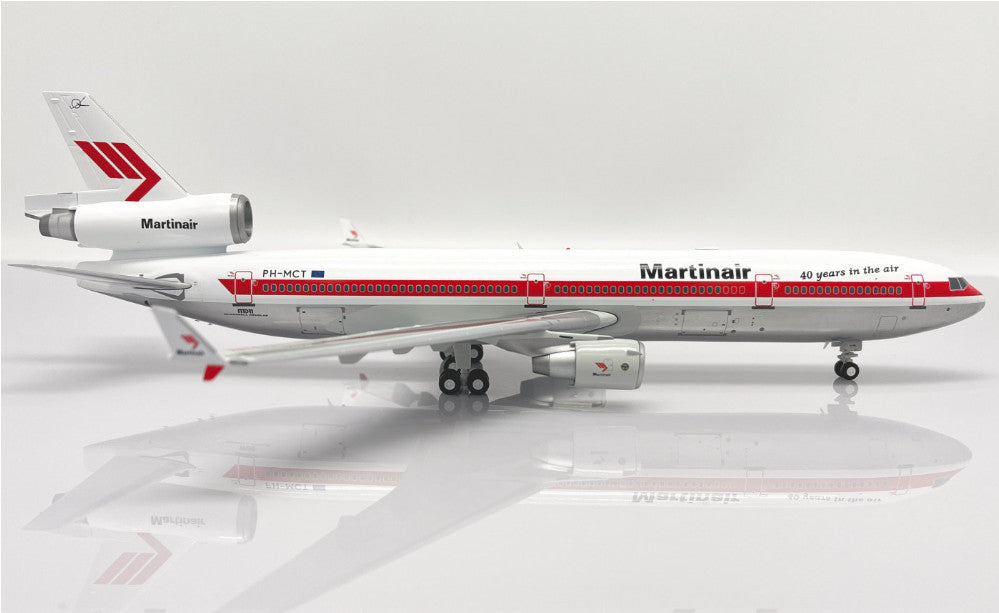 1:200 JC Wings Martinair McDonnell Douglas MD-11 Airplane Diecast Aircraft Model