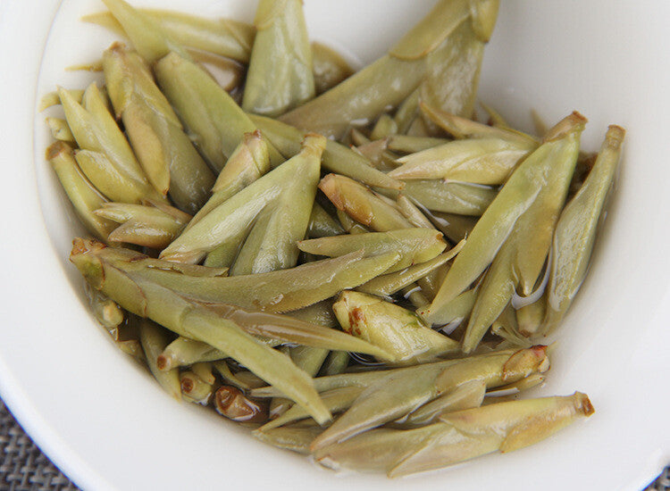 Yunnan White Bud Pu-erh Tea Bai Ya Bao Sheng Puerh Loose Leaf Raw Puer Yabao