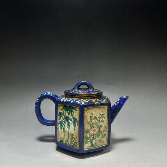 Chinese Yixing Zisha Clay Handmade Exquisite Teapot (梅兰竹菊 底款:顾景舟)