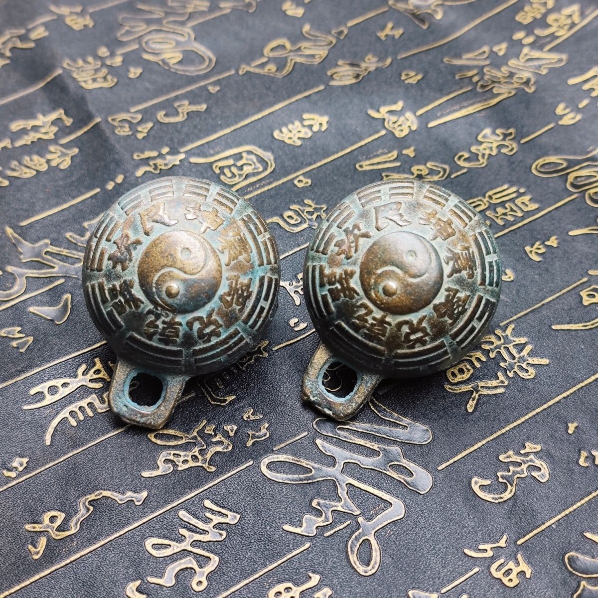 6.9CMRetro Pair Collectible Bells Tai Chi Eight Trigrams Copper Bell Decorations