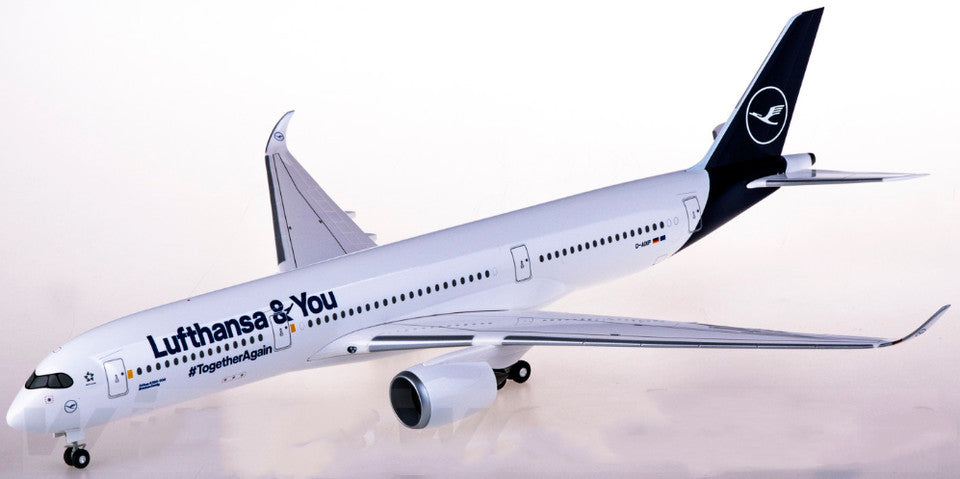 1:200 33CM Hogan Lufthansa AIRBUS A350-900 Passenger Plane ABS Plastic Model