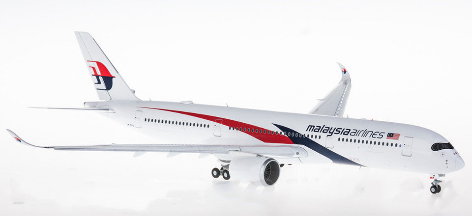 1:200 33CM JC Wings Malaysia Airlines A350-900 Flap Down Airplane Diecast Model