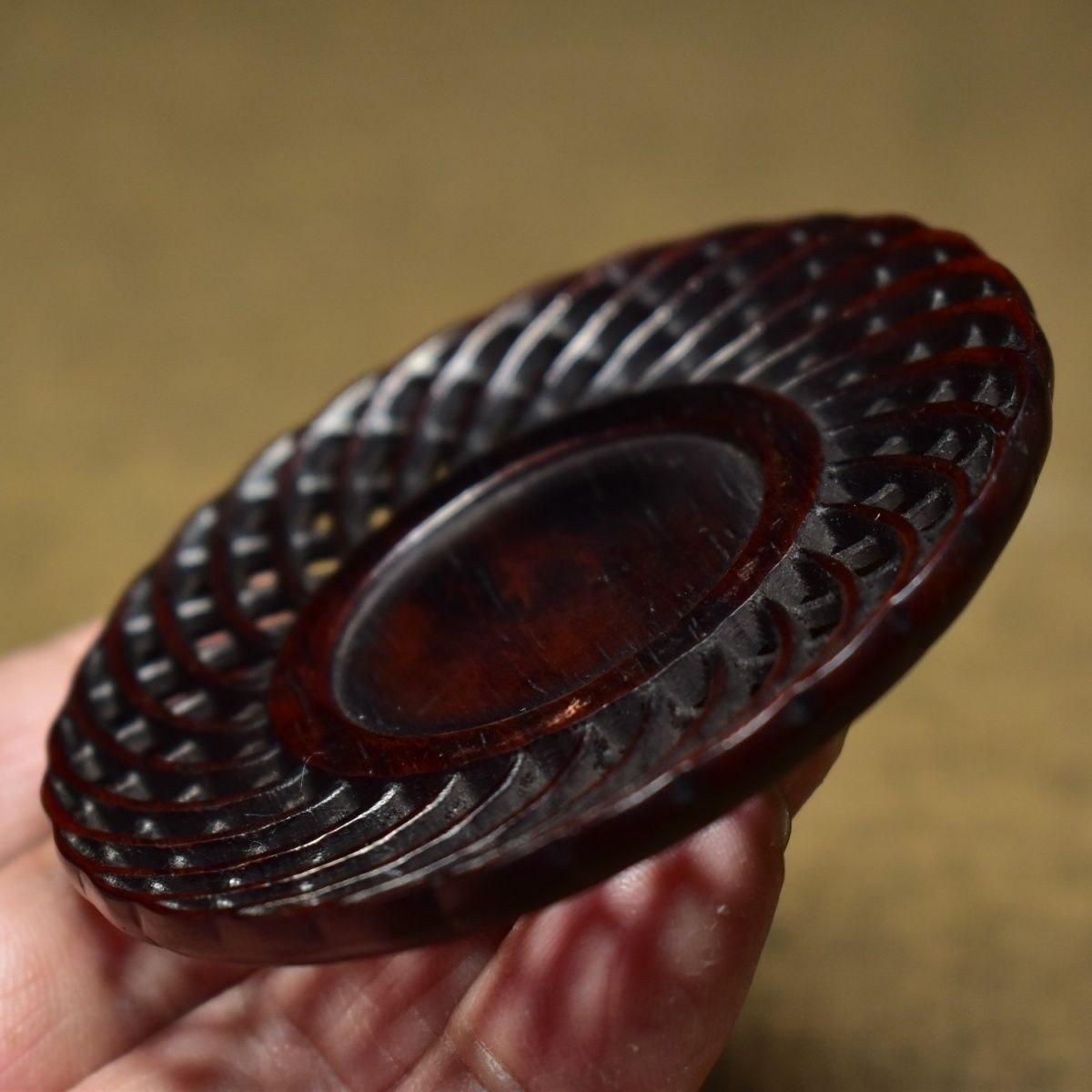 Chinese Retro Blood Sandalwood Coaster 7.5cm Hollow Carved Teacup Mat 14g