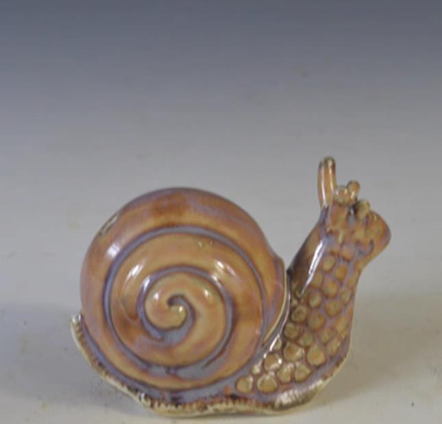 3.1" Collect Chinese Porcelain Brown Glaze Lovable Animal Snail Water-drop