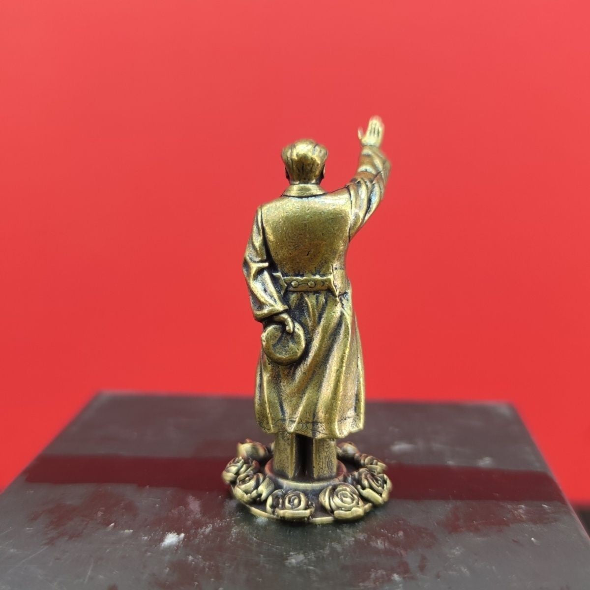 58mm Solid Brass China Chairman Mao Statue Mao Zedong Sculptures Table Ornament