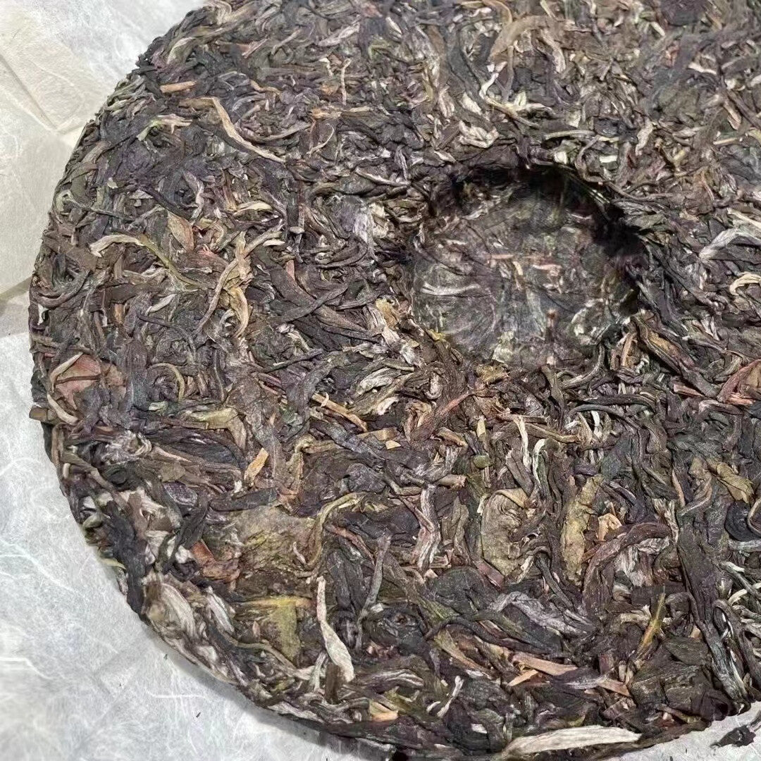 2011 Yunnan Raw Puerh Cake Tea Bingdao Xiangjin Aged Pu-erh Raw Tea Cake 357g