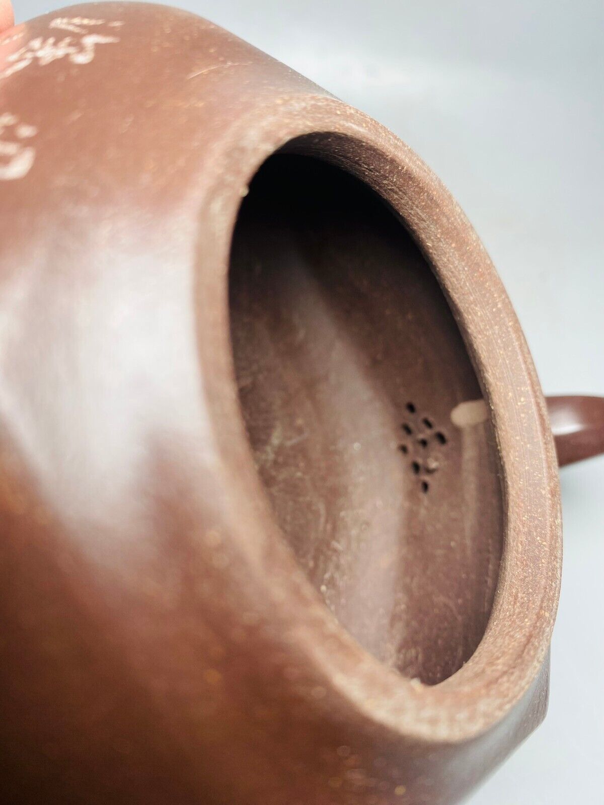 Chinese Yixing Zisha Clay Handmade Exquisite Teapot (六方刻绘 底款: 顾景舟)