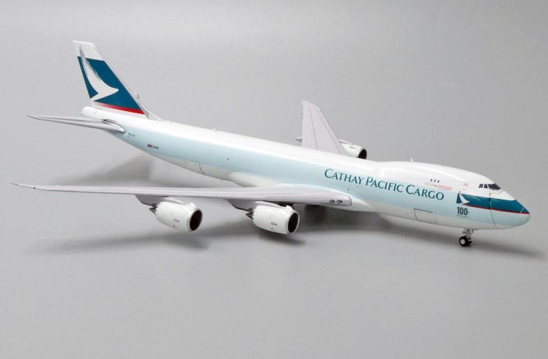 1:400 JC Wings CATHAY PACIFIC BOEING B747-8F Passenger Airplane Diecast Model