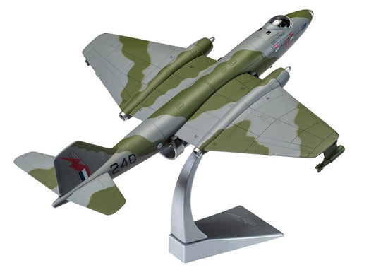 1:72 Corgi GAF Canberra B.20 , South Vietnam,1969 Fighter Diecast Aircraft Model