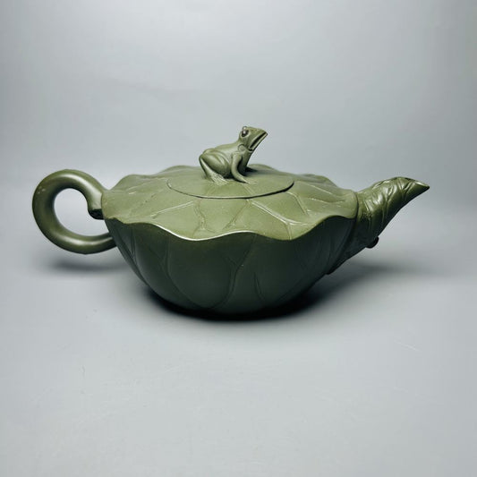 Chinese Yixing Zisha Pottery Clay Teapot Handmade Lotus Leaf Frog Pot Tea Pot 蒋蓉