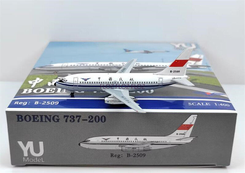 Yu ModeL CAAC for Boeing B737-200 B-2509 1:400 Aircraft Pre-built Model