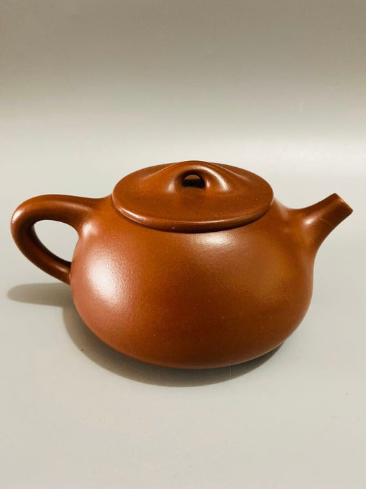 l-0Chinese Yixing Zisha Clay Handmade Exquisite Teapot (仿古壶 底款:顾景舟)
