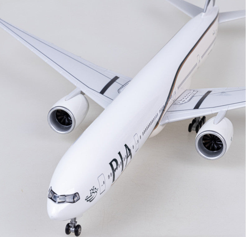 1:157 47CM PIA Pakistan BOEING 777-300ER Plane Landing Gear Resin Aircraft Model