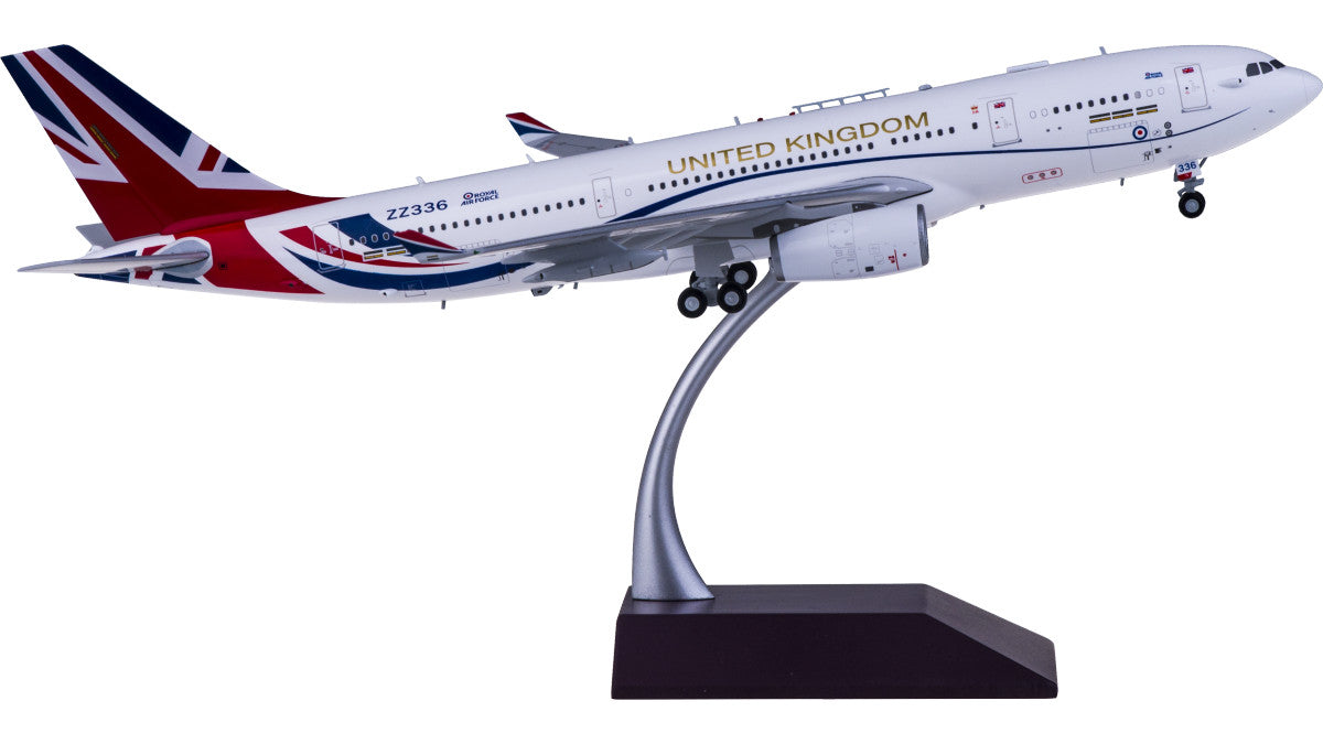 1:200 30CM GeminiJets UNITED KINGDOM AIRBUS A330-200 Airplane Diecast Model