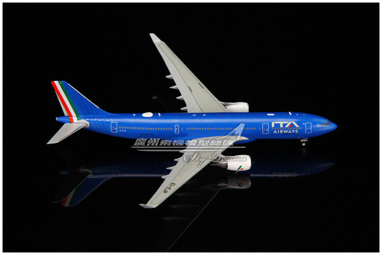 1:400 GeminiJets ITA AIRWAYS AIRBUS A330-200 Passenger Airplane Diecast Model
