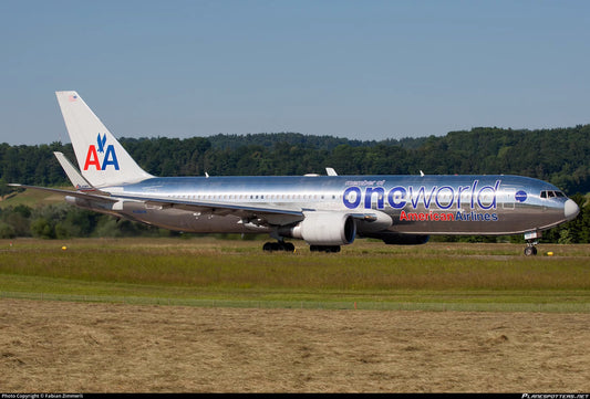 1:400 Phoenix American Airlines oneworld BOEING 767-300ER Airplane Diecast Model