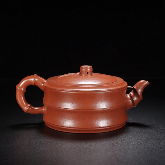 Chinese Yixing Zisha Clay Handmade Exquisite Teapot (竹韵 底款:周桂珍)