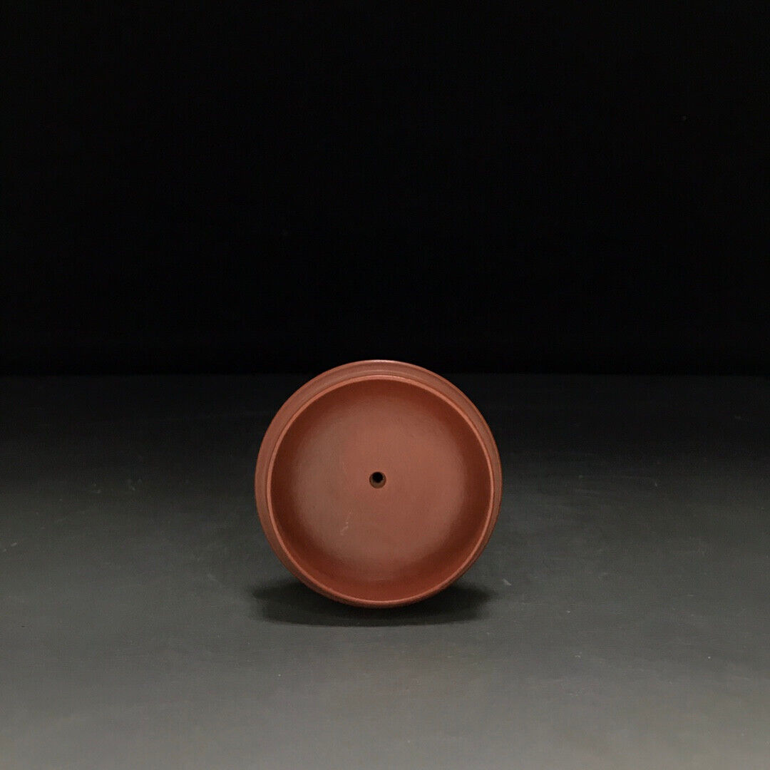 Chinese Yixing Zisha Clay Handmade Exquisite Teapot (三足水平壶 底款:柏原(清))