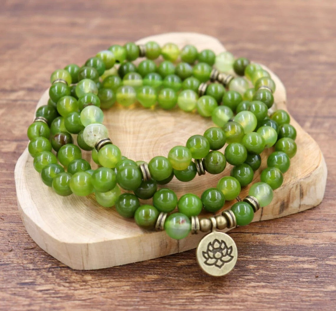 108 Mala Beads Natural African Jade Stone Lotus Pendant Necklace for Healing