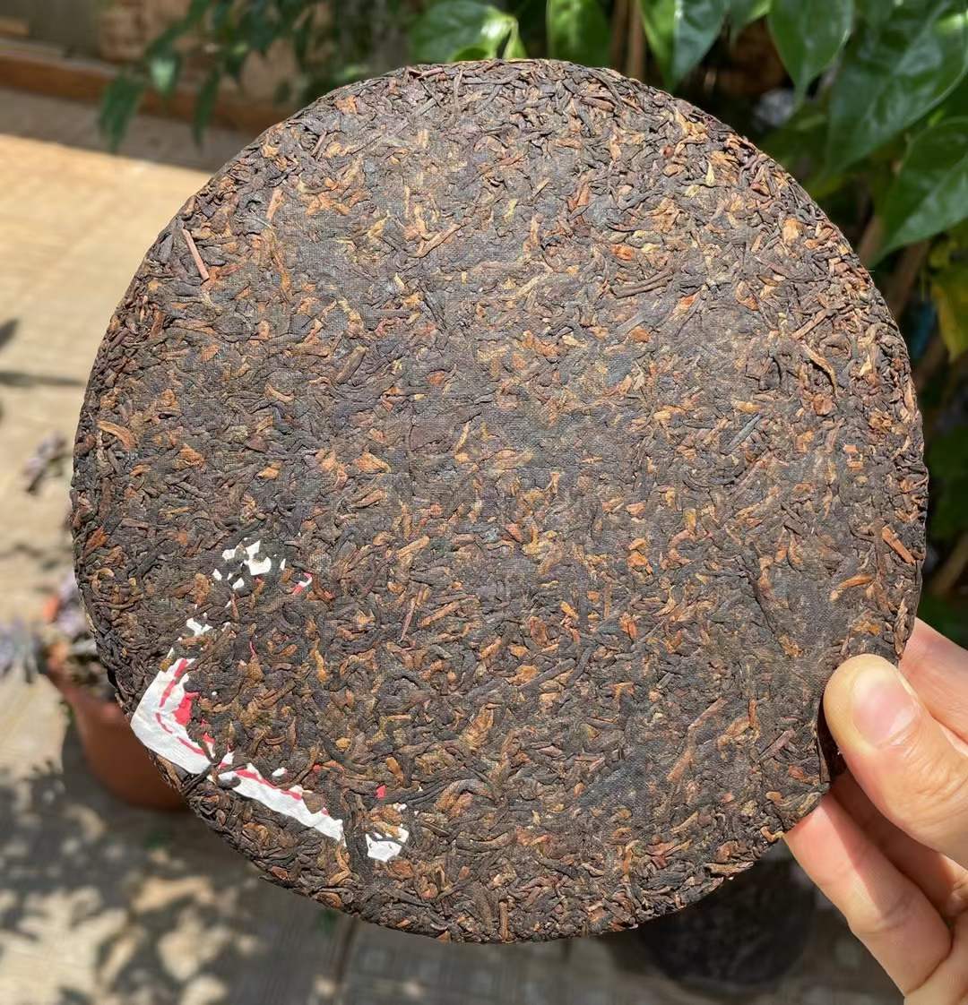 2006 Yr Menghai YIWU OLD TREE Pu'er Pu-erh Tea Ripe Puer Cake Shu 357g