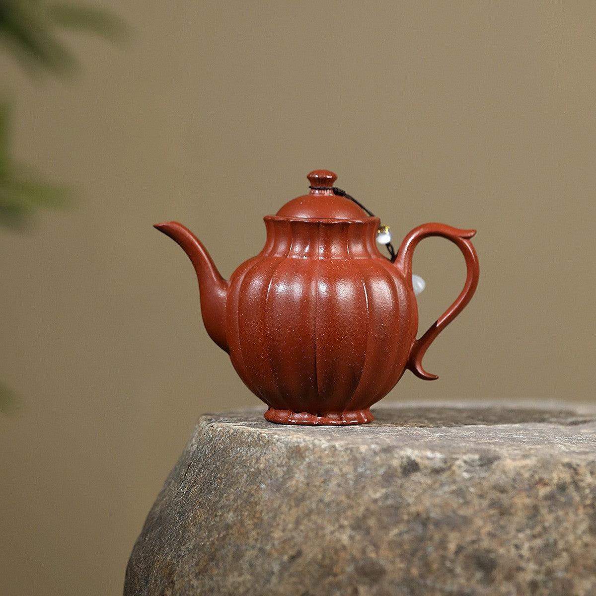 310ml Retro Yixing Purple Clay Teapots Handmade Raw Ore Mud Kettle