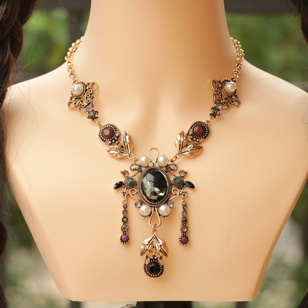 Dark Goddess Bohemian Necklace Vintage Ethnic Crystal Tassel Forehead Pendant