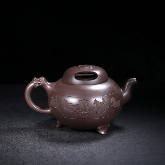 Chinese Yixing Zisha Clay Handmade Exquisite Teapot (牛盖 底款:金鼎商标)