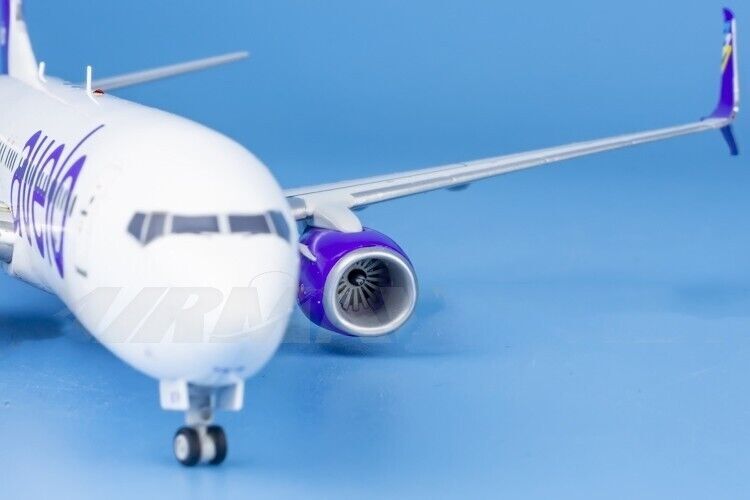 1:200 GeminiJets Avelo BOEING 737-800S Passenger Airplane Diecast Aircraft Model
