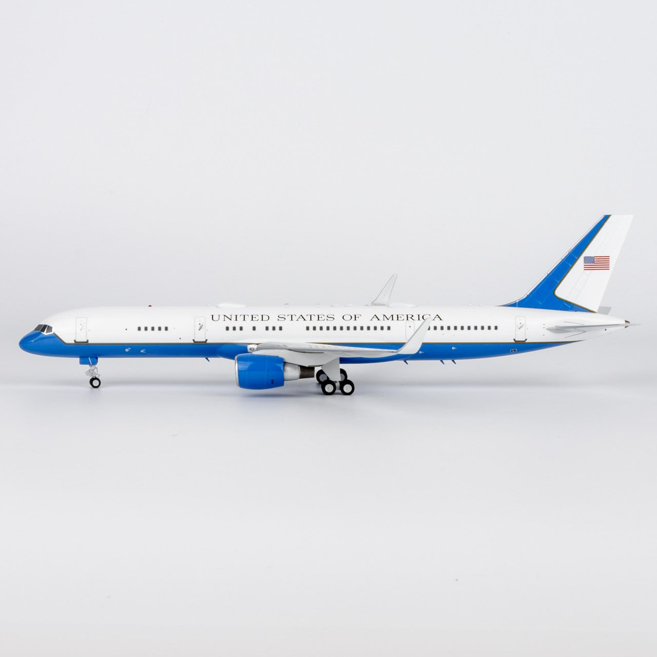 1:200 NGmodels USAF Boeing 757-200 C-32A Passenger Airplane Diecast Plane Model