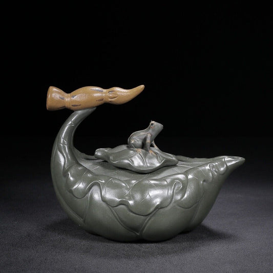 Chinese Yixing Zisha Clay Handmade Exquisite Teapot(荷塘月色 底款:蒋蓉)